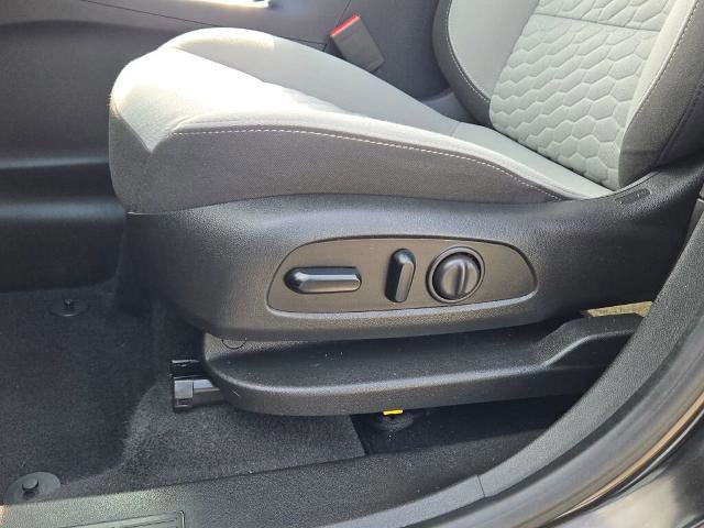 Used 2020 Chevrolet Equinox LT w/ LPO, Floor Liner Package image 22