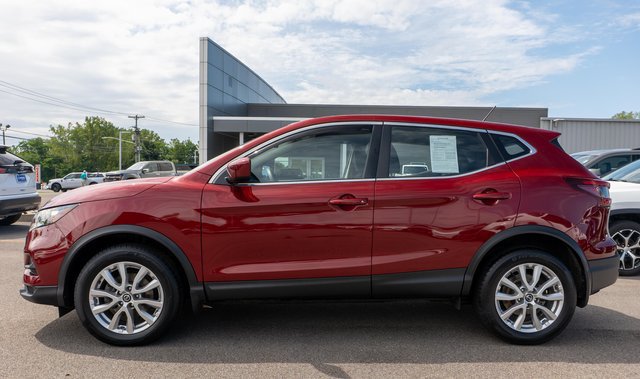 Used 2022 Nissan Rogue Sport S AWD/4WD image 9