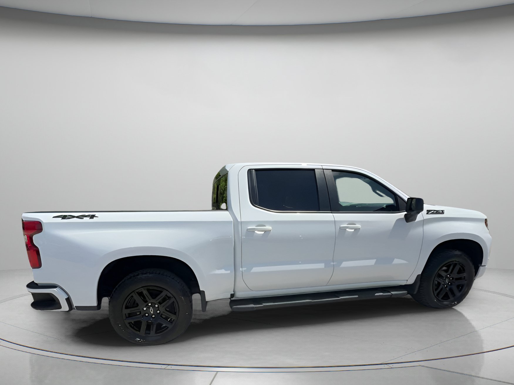 Used 2025 Chevrolet Silverado 1500 RST w/ Dark Appearance Package AWD/4WD image 33