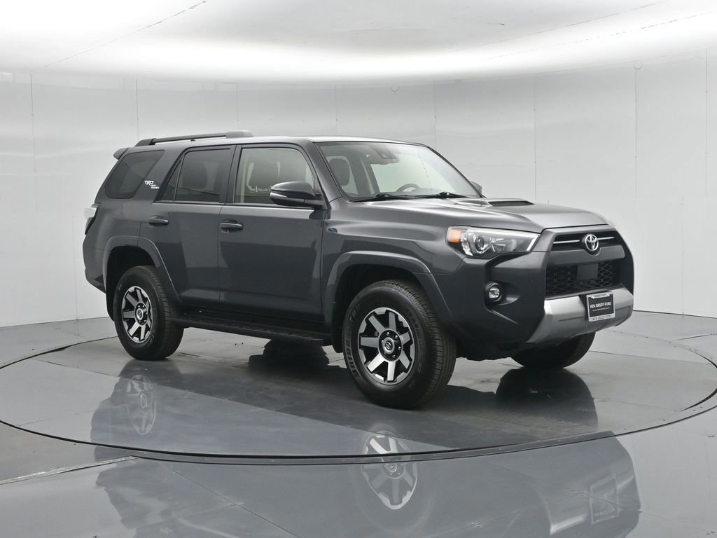 Used 2024 Toyota 4Runner TRD Off-Road Premium image 3
