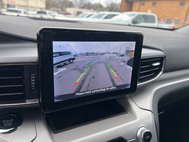 Certified 2022 Ford Explorer XLT w/ Equipment Group 202A image 12