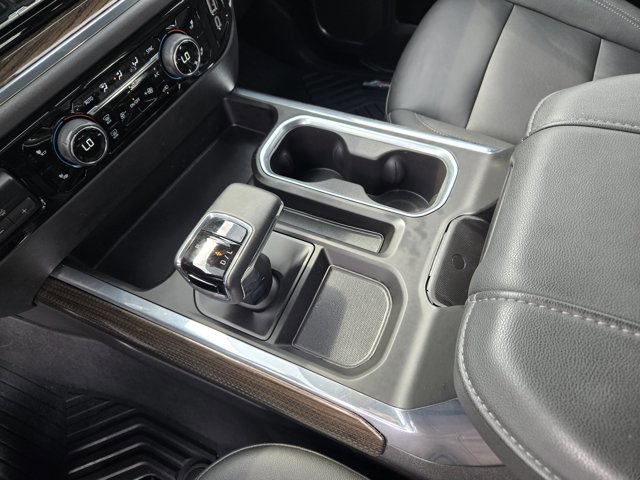 Used 2024 Chevrolet Silverado 1500 LT Trail Boss w/ LT Trail Boss Premium Package AWD/4WD image 17