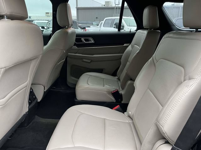 Certified 2018 Ford Explorer Limited w/ Equipment Group 301A FWD image 13
