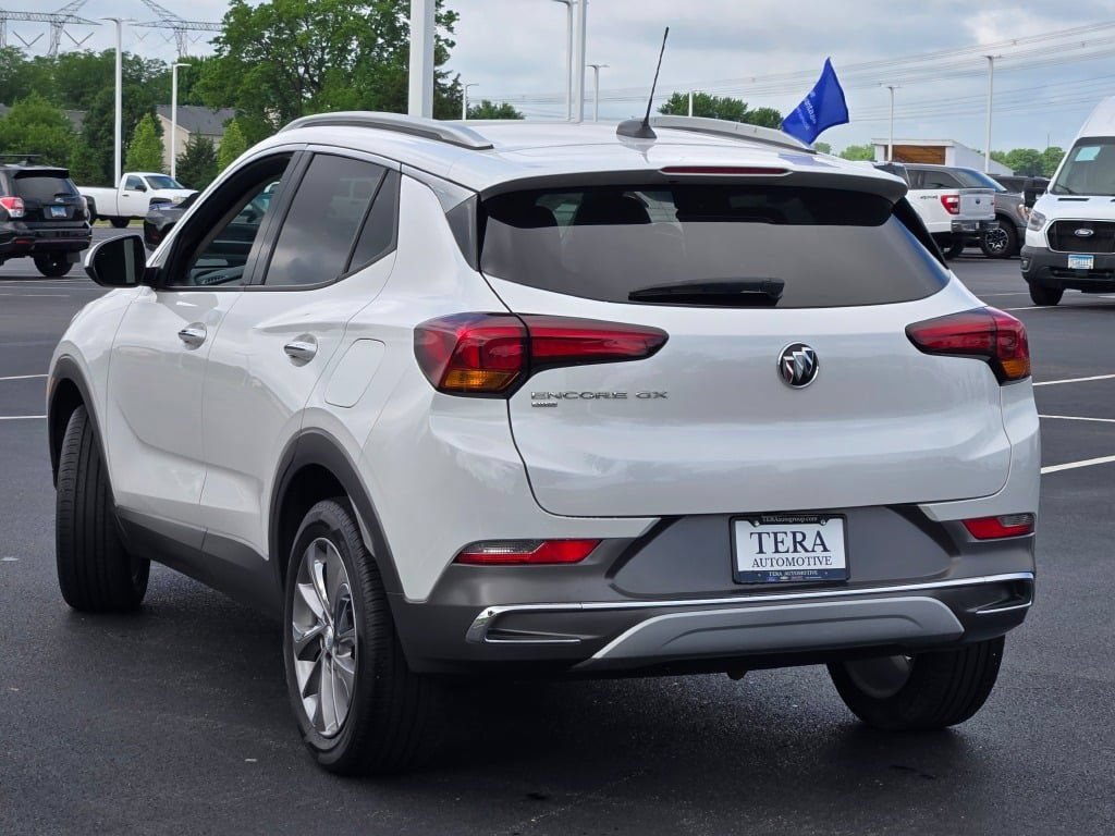 Used 2023 Buick Encore GX Essence w/ Experience Buick Package AWD/4WD image 17