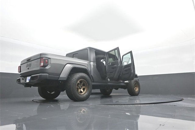 Used 2021 Jeep Gladiator Willys image 38