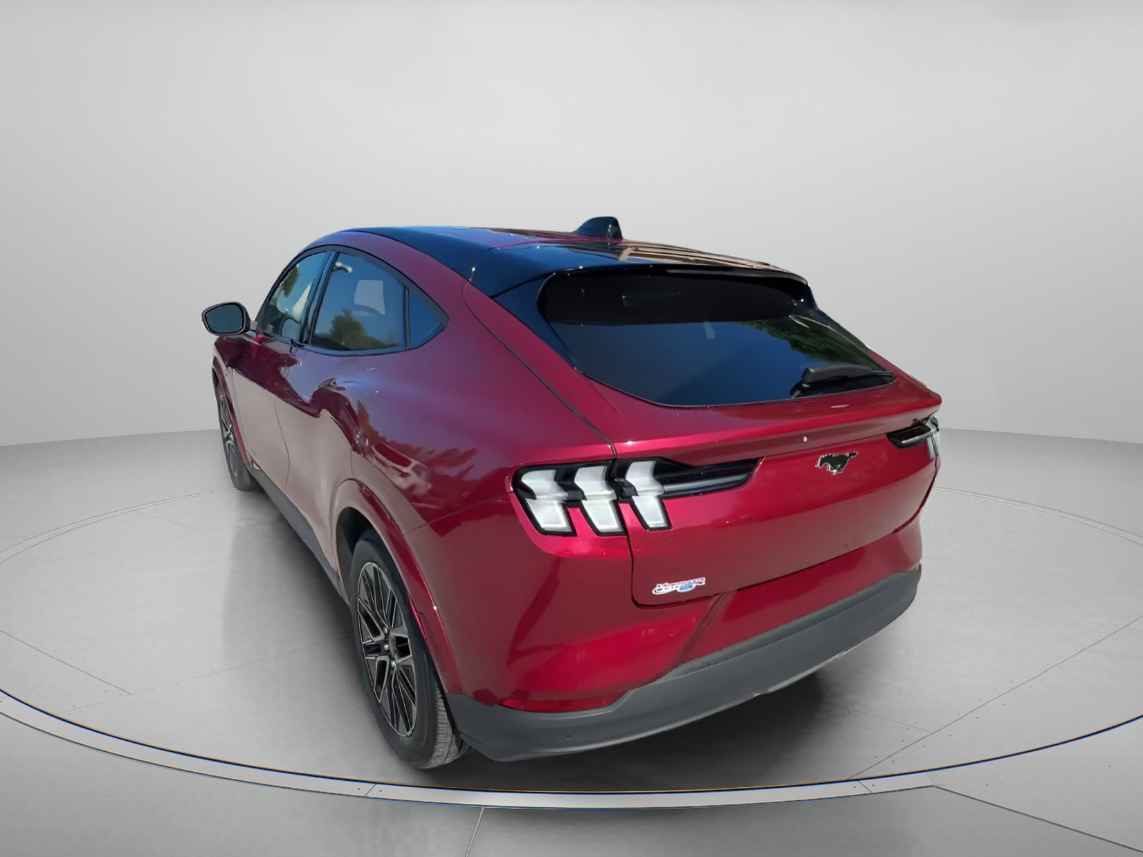 Certified 2025 Ford Mustang Mach-E Premium AWD/4WD image 16