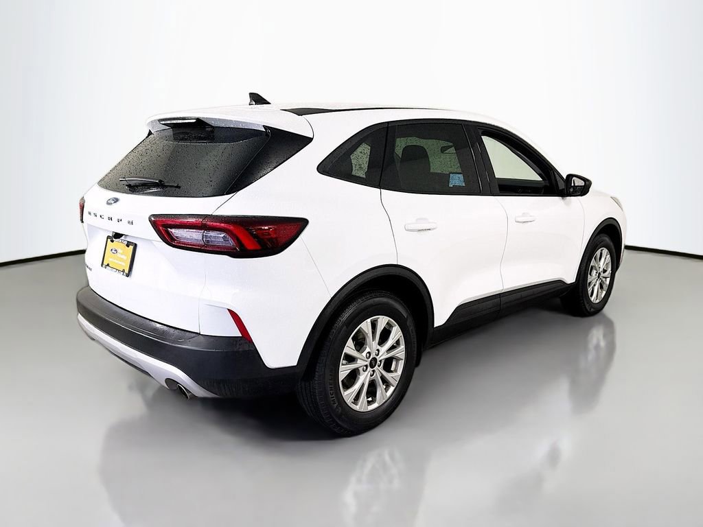 Certified 2025 Ford Escape Active image 5