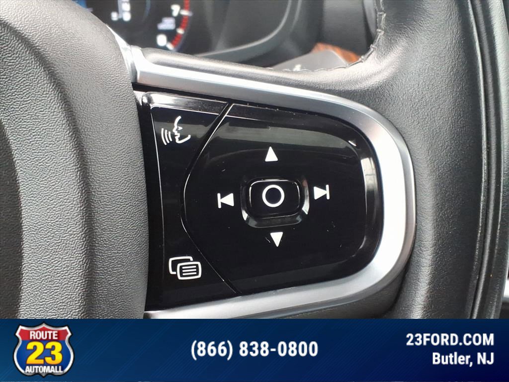 Used 2021 Volvo S60 T6 Momentum image 15