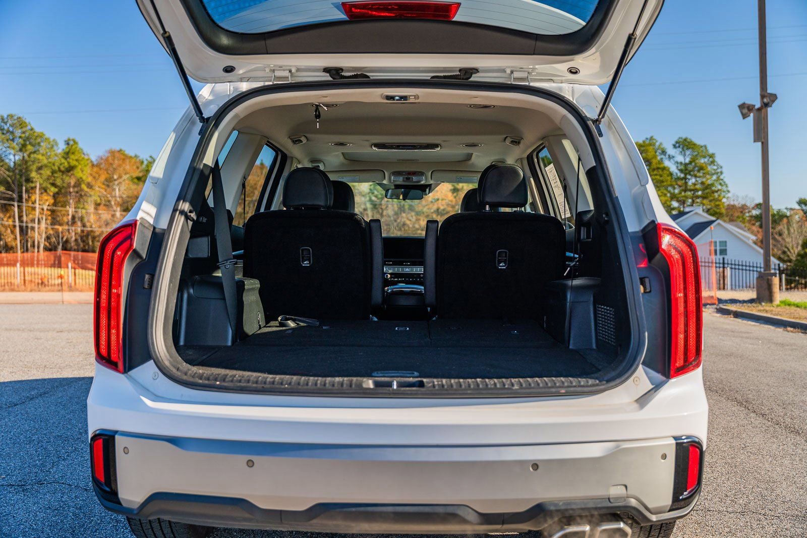 Used 2023 Kia Telluride S w/ S Sunroof Package image 16