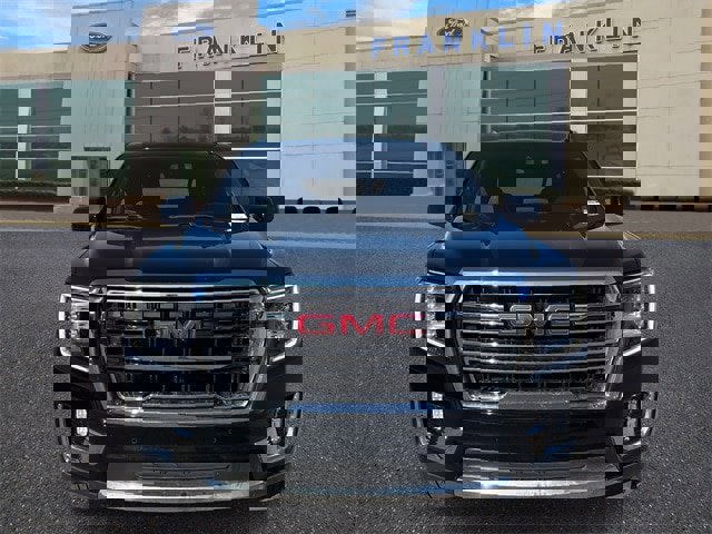 Used 2021 GMC Yukon SLT w/ SLT Premium Package image 8