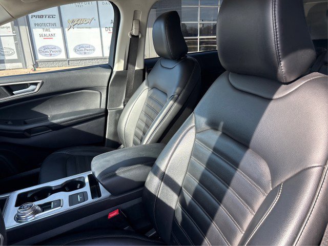 Certified 2022 Ford Edge SEL w/ Convenience Package image 9