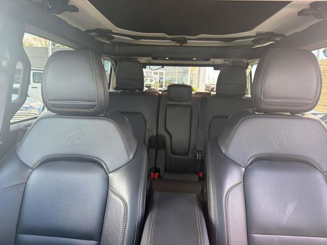 Certified 2025 Ford Bronco Badlands image 28