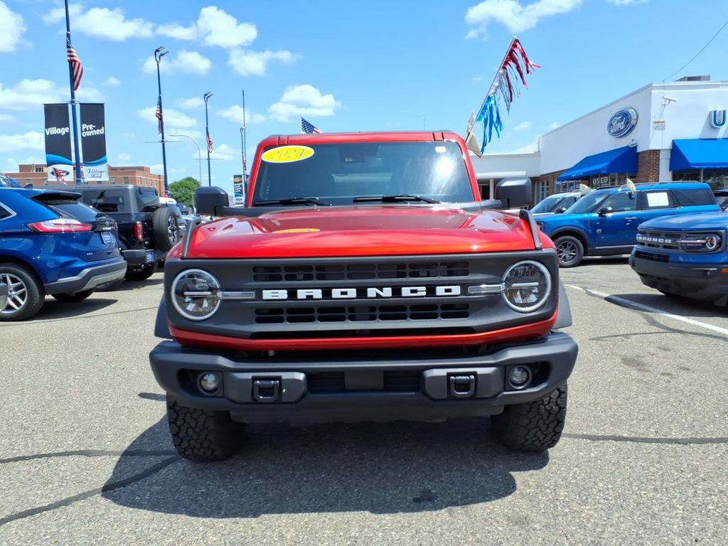 Certified 2024 Ford Bronco Black Diamond AWD/4WD image 3