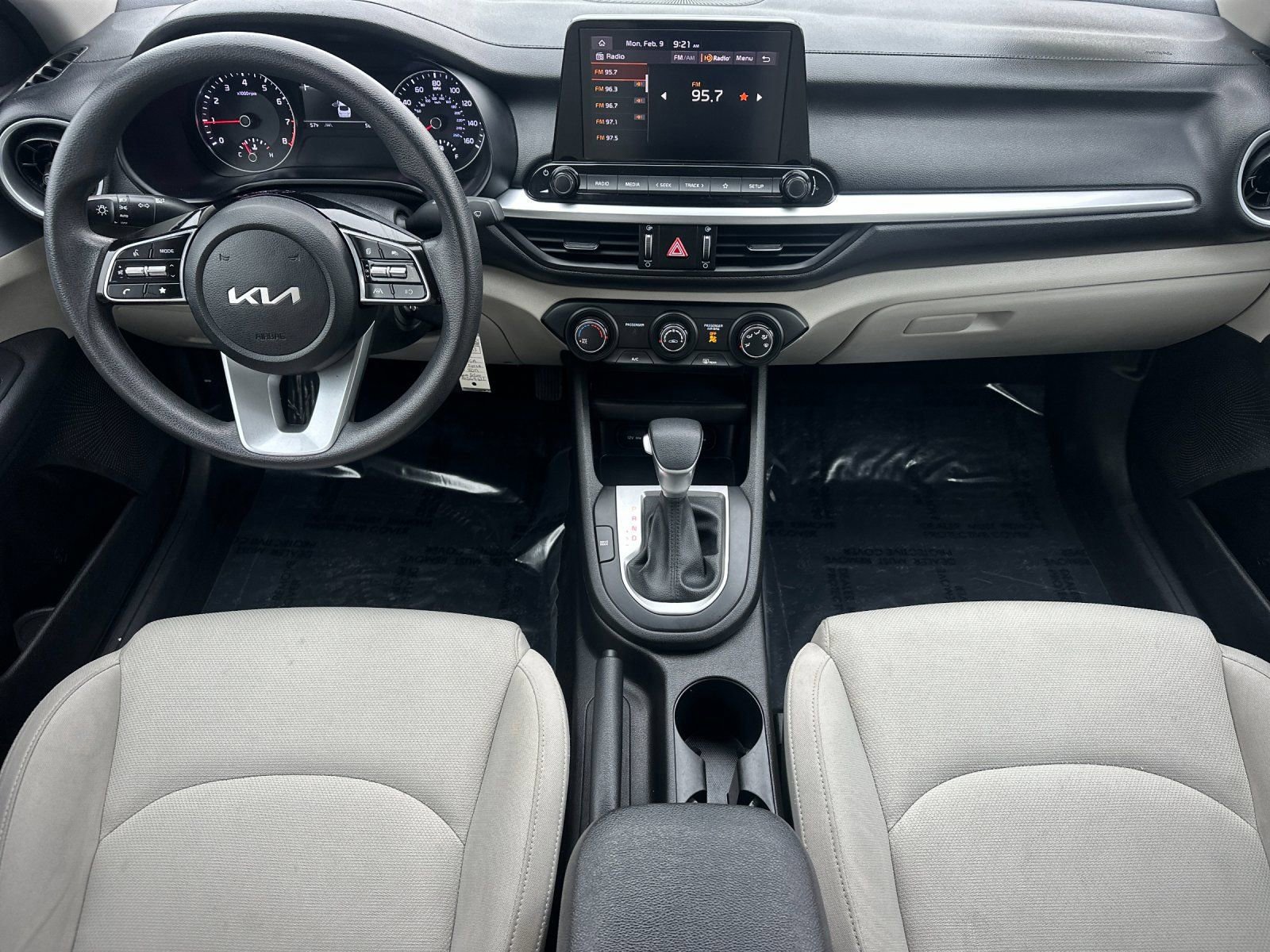 Used 2023 Kia Forte LXS image 12