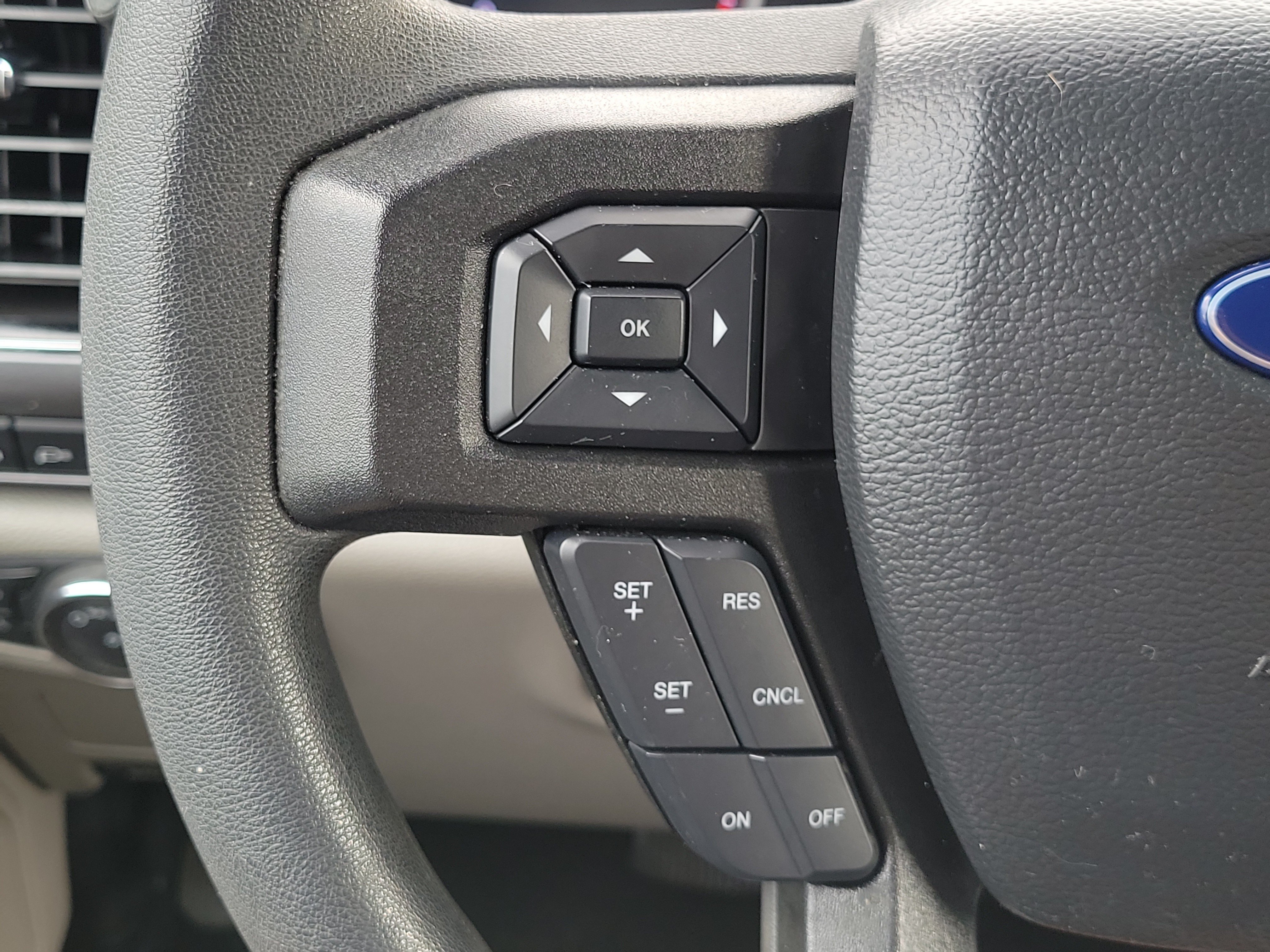 Certified 2022 Ford F250 XLT w/ XLT Premium Package AWD/4WD image 24