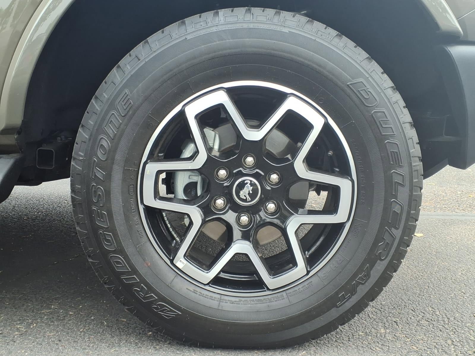 Certified 2025 Ford Bronco Outer Banks AWD/4WD image 9