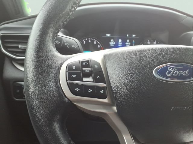 Certified 2023 Ford Explorer XLT w/ Equipment Group 202A AWD/4WD image 15