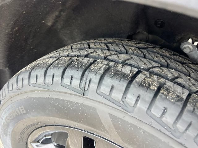 Certified 2023 Ford Explorer XLT w/ Equipment Group 202A AWD/4WD image 28