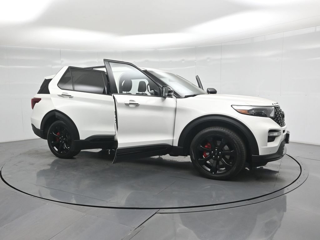 Certified 2023 Ford Explorer ST w/ Equipment Group 401A AWD/4WD image 32