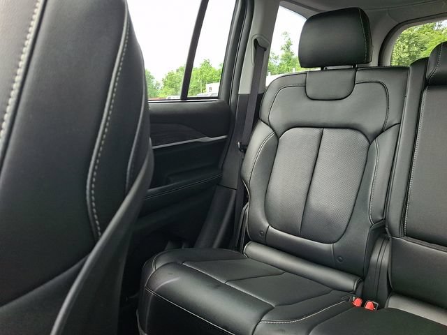 Used 2022 Jeep Grand Cherokee Limited 4xe w/ Luxury Tech Group II AWD/4WD image 19