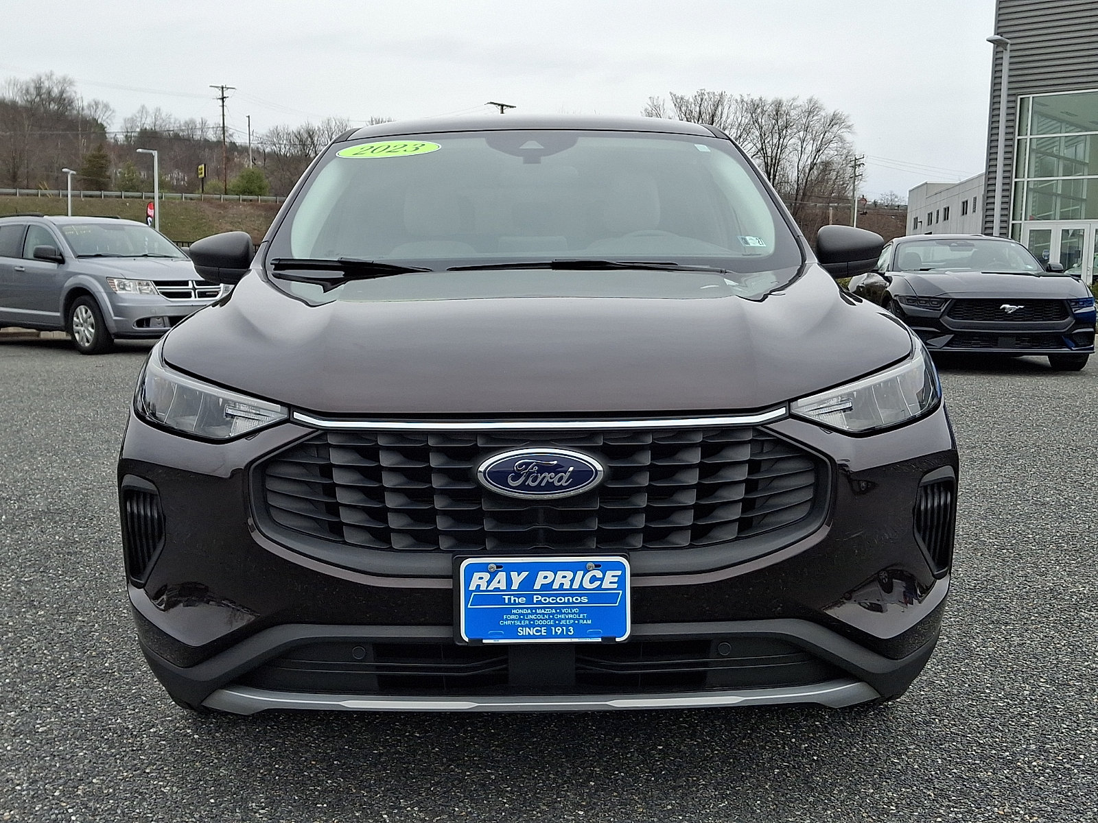 Certified 2023 Ford Escape Active AWD/4WD image 2