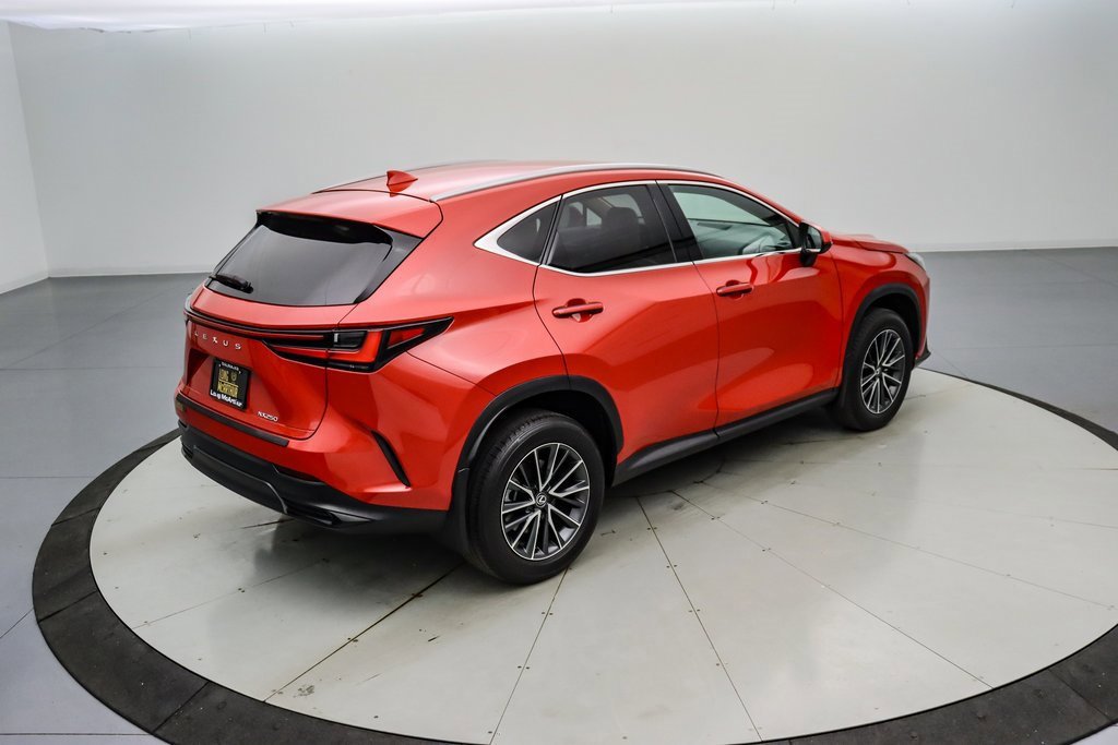 Used 2024 Lexus NX 250 FWD w/ Towing Package (2000 Lbs) image 5