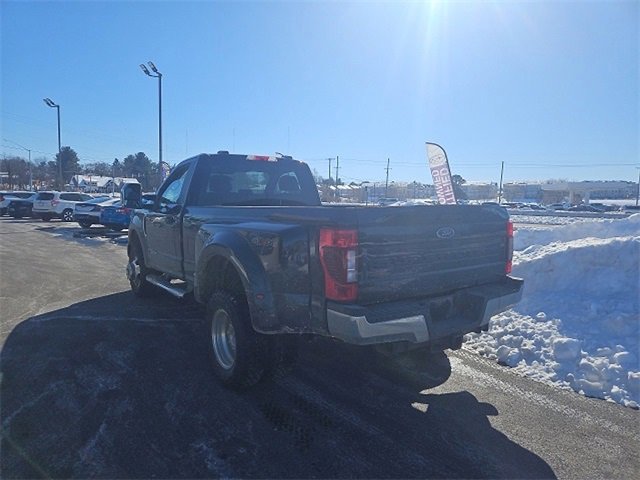 Certified 2022 Ford F350 XLT image 2