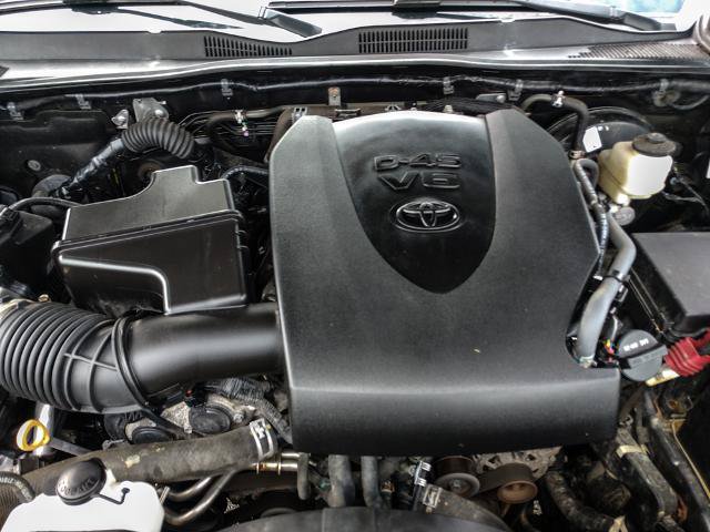 Used 2021 Toyota Tacoma SR5 RWD image 6