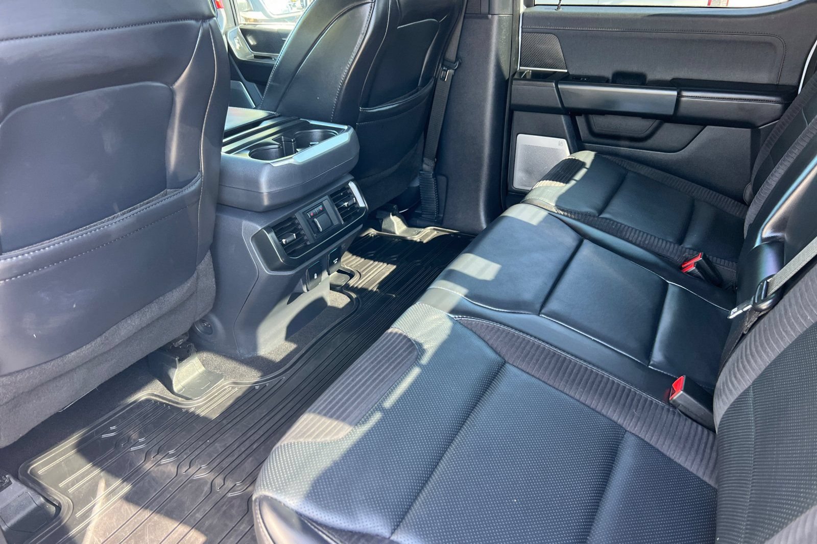 Certified 2023 Ford F150 Raptor w/ Raptor Carbon Fiber Package AWD/4WD image 14