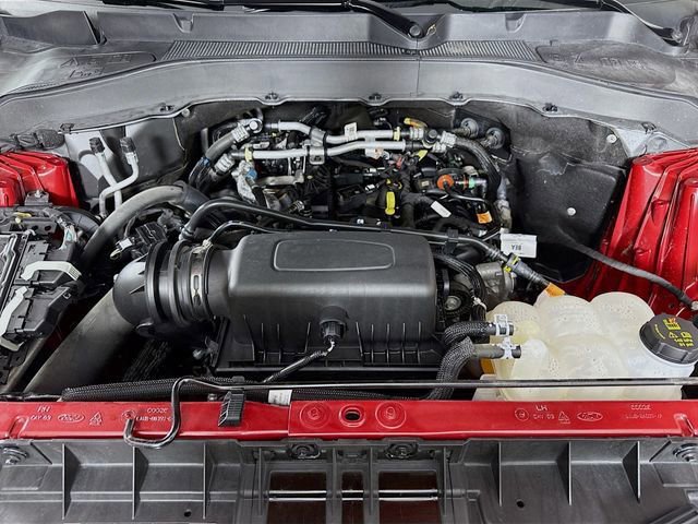 Certified 2022 Ford Explorer XLT w/ Equipment Group 202A image 31