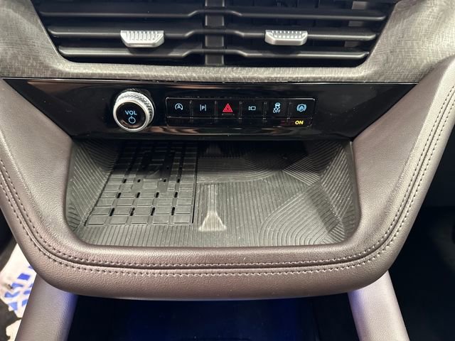 Certified 2025 Ford Explorer Platinum w/ LUX Leather Package image 27