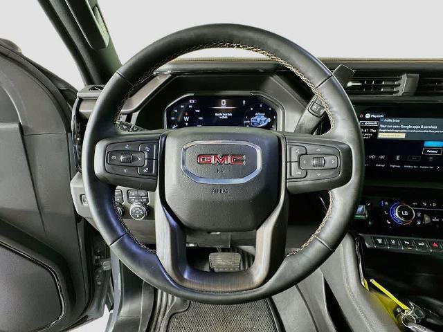 Used 2025 GMC Sierra 2500 AT4 w/ Technology Package AWD/4WD image 16
