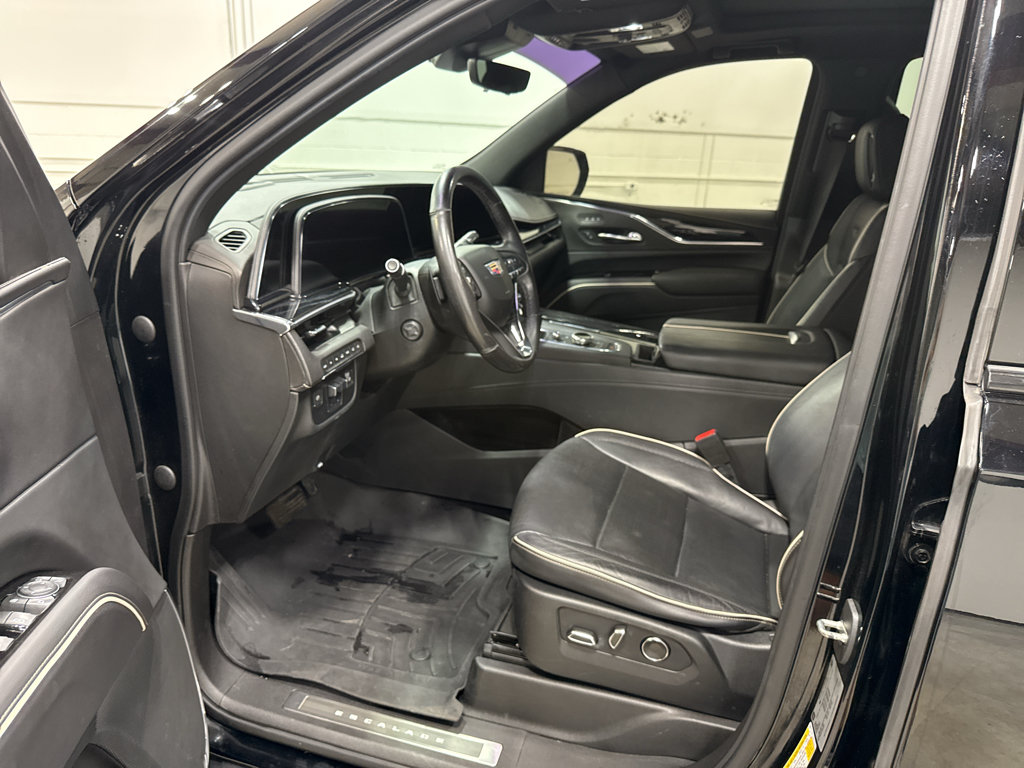 Used 2021 Cadillac Escalade Sport w/ Driver Assist Tech Package AWD/4WD image 14