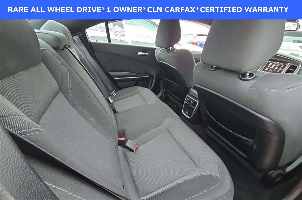 Used 2019 Dodge Charger SXT image 14