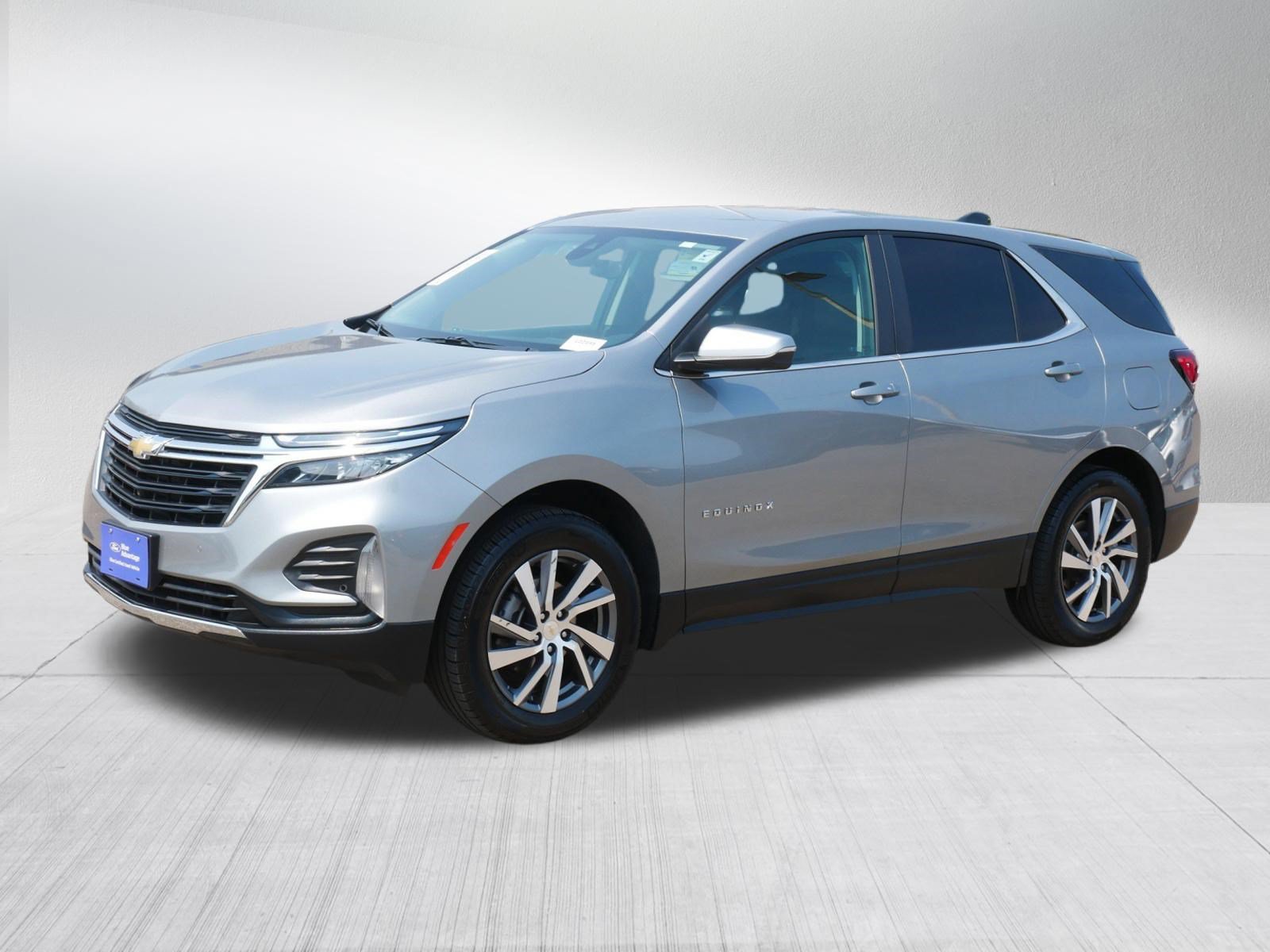 Used 2024 Chevrolet Equinox LT AWD/4WD image 3