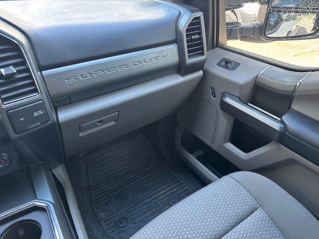 Certified 2022 Ford F250 XLT w/ Black Appearance Package AWD/4WD image 21