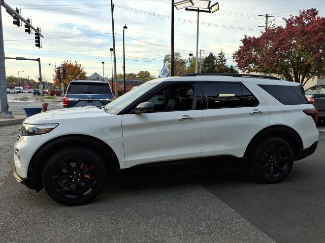 Certified 2023 Ford Explorer ST w/ Equipment Group 401A image 6