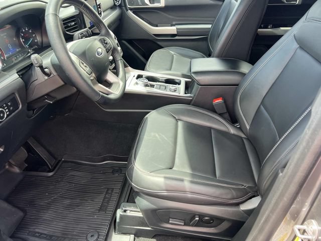 Certified 2024 Ford Explorer XLT w/ Equipment Group 202A AWD/4WD image 19