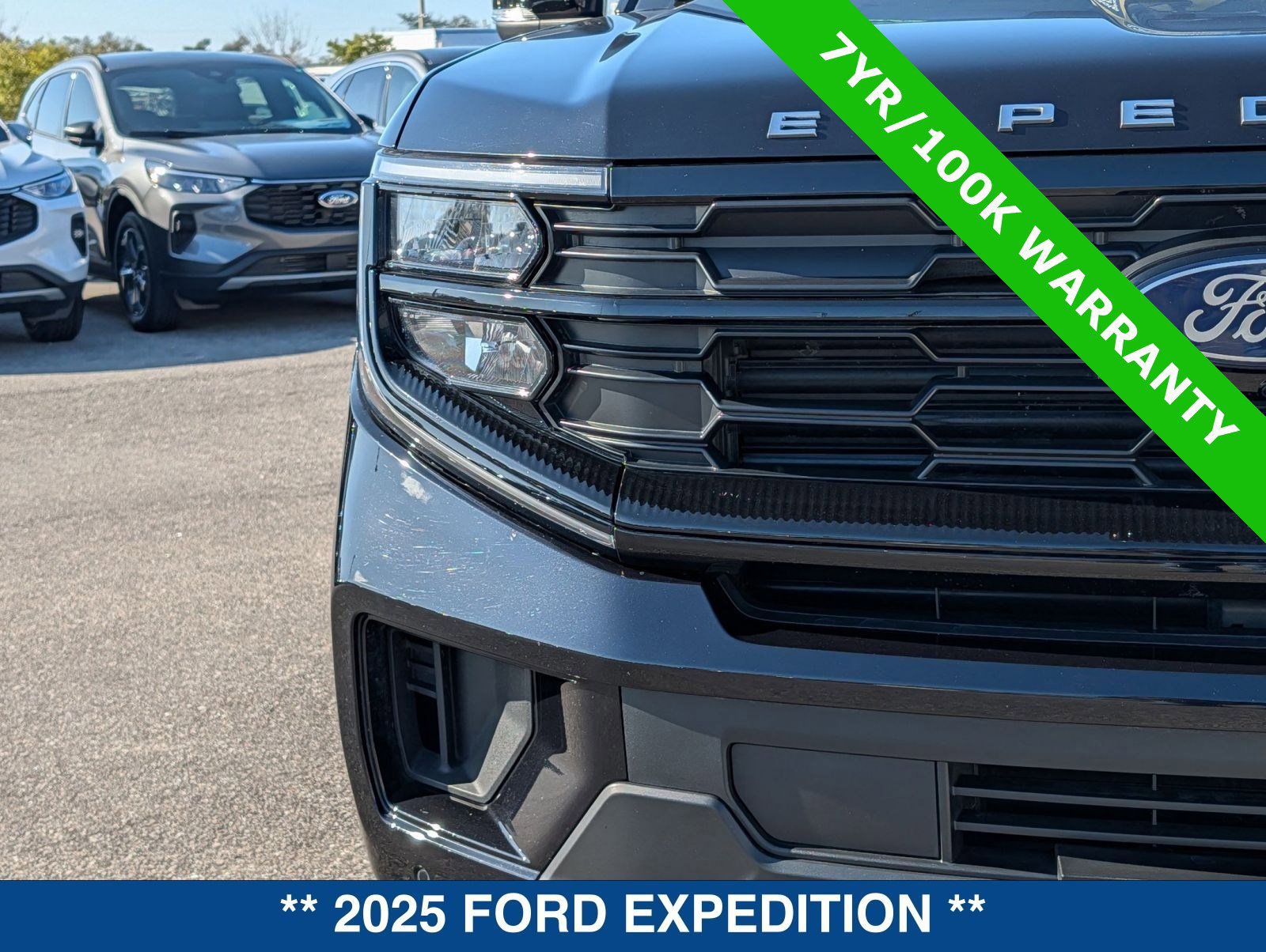 Certified 2025 Ford Expedition Active image 11
