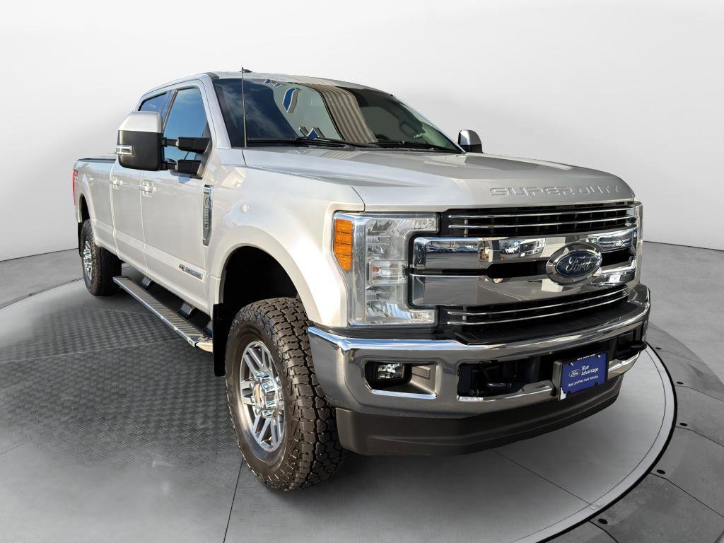 Certified 2017 Ford F350 Lariat w/ Camper Package image 6
