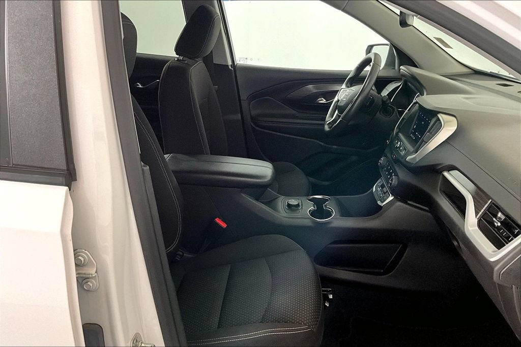 Used 2024 GMC Terrain SLE FWD image 6