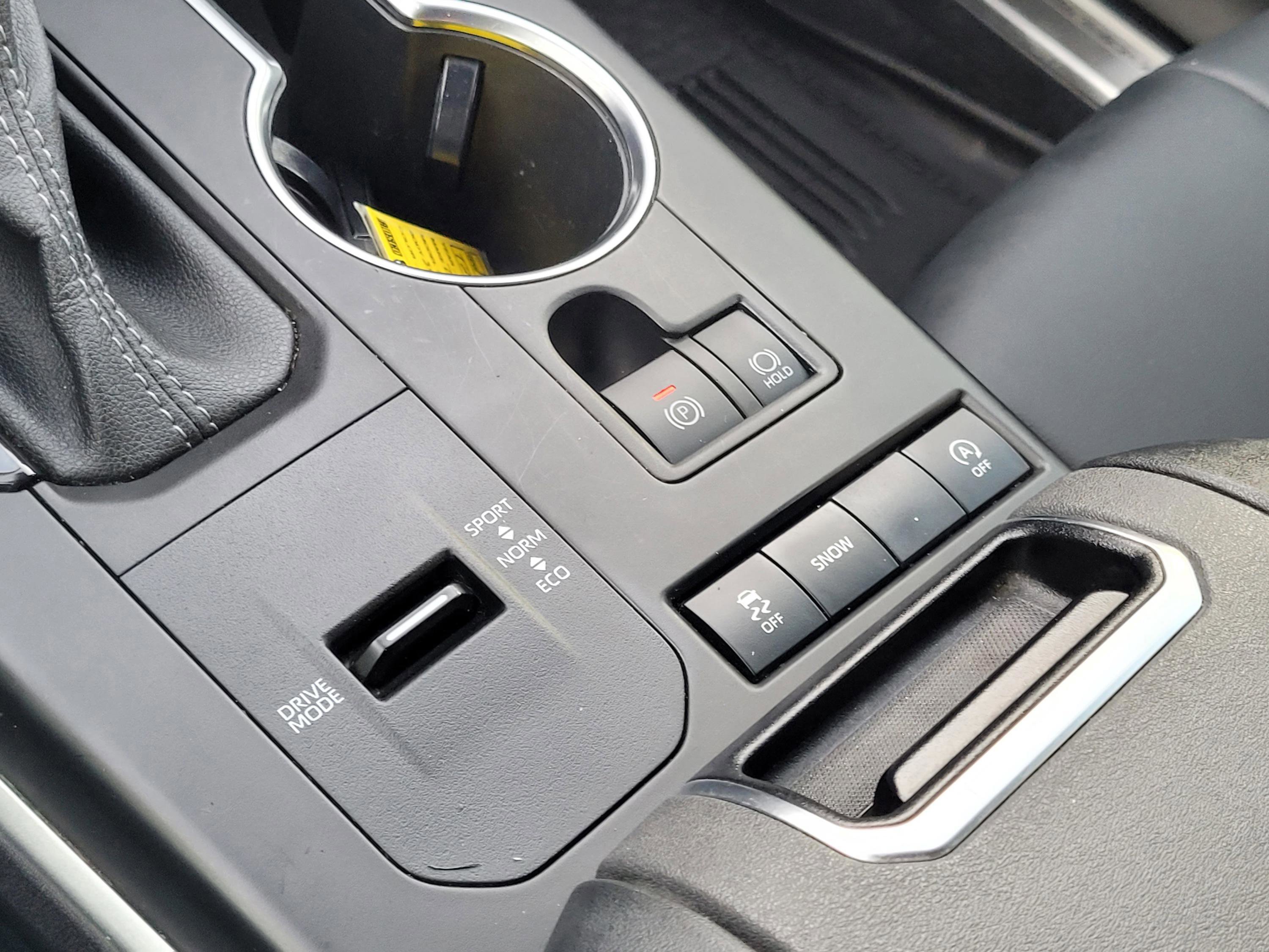 Used 2022 Toyota Highlander XSE image 19