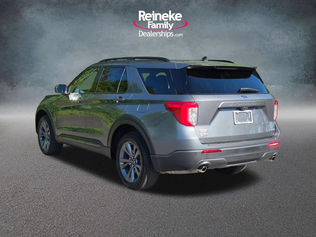 Certified 2023 Ford Explorer XLT w/ Equipment Group 202A AWD/4WD image 8