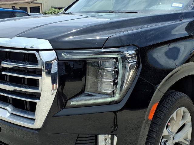 Used 2021 GMC Yukon XL SLT w/ SLT Premium Package AWD/4WD image 3