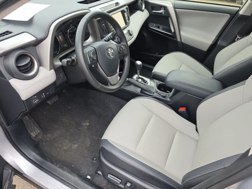 Used 2018 Toyota RAV4 Limited AWD/4WD image 20