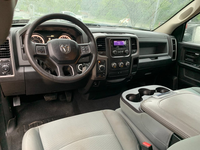 Used 2018 RAM 1500 Express AWD/4WD image 20