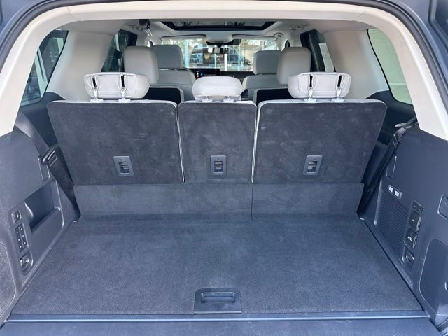 Certified 2025 Ford Expedition Active image 17