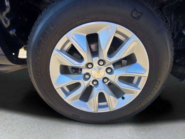 Used 2020 Chevrolet Silverado 1500 Custom w/ Custom Value Package AWD/4WD image 26
