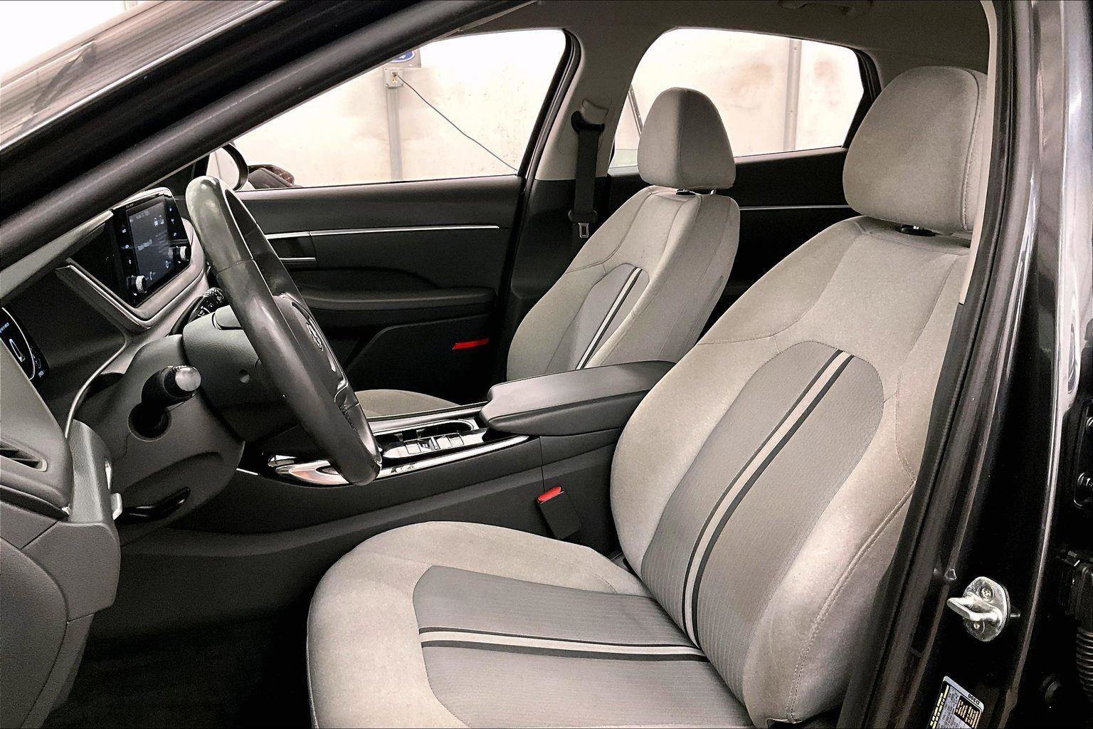 Used 2020 Hyundai Sonata SEL w/ Convenience Package image 24