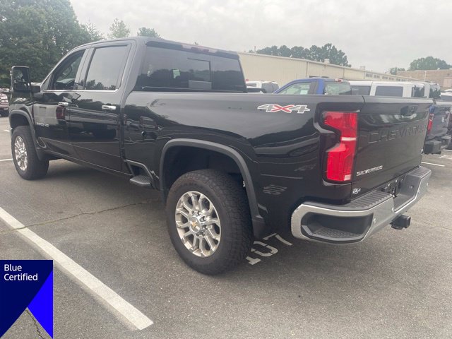 Used 2025 Chevrolet Silverado 2500 LTZ w/ LTZ Plus Package AWD/4WD image 3